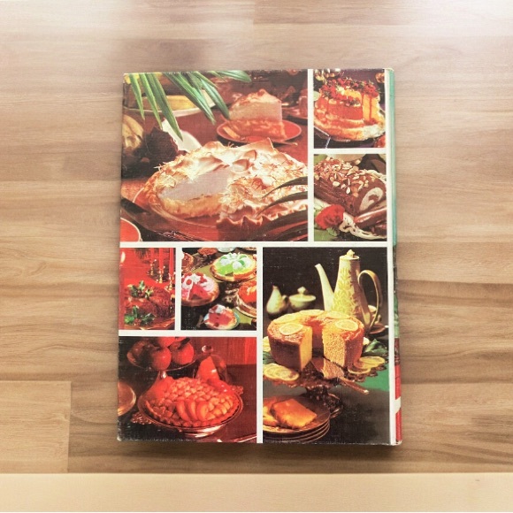 Vintage Better Homes and Gardens PIES and CAKES Recipe Cookbook 1967 Hard Cover - Picture 2 of 6